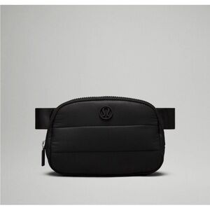 Lululemon Everywhere Belt Bag Large *Wunder Puff | Black